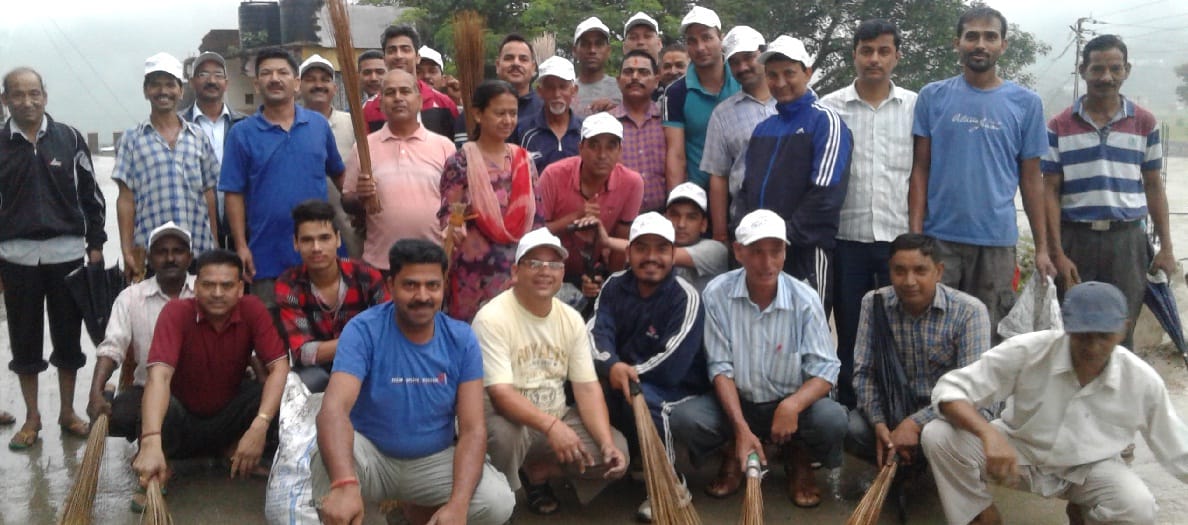 The group of youths shine the street's arithmetic