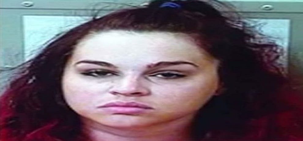 After the wedding in America, the bride Shot a gun on the groom