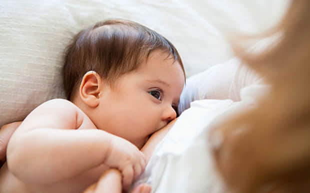 experts views on breast feeding to child benefits
