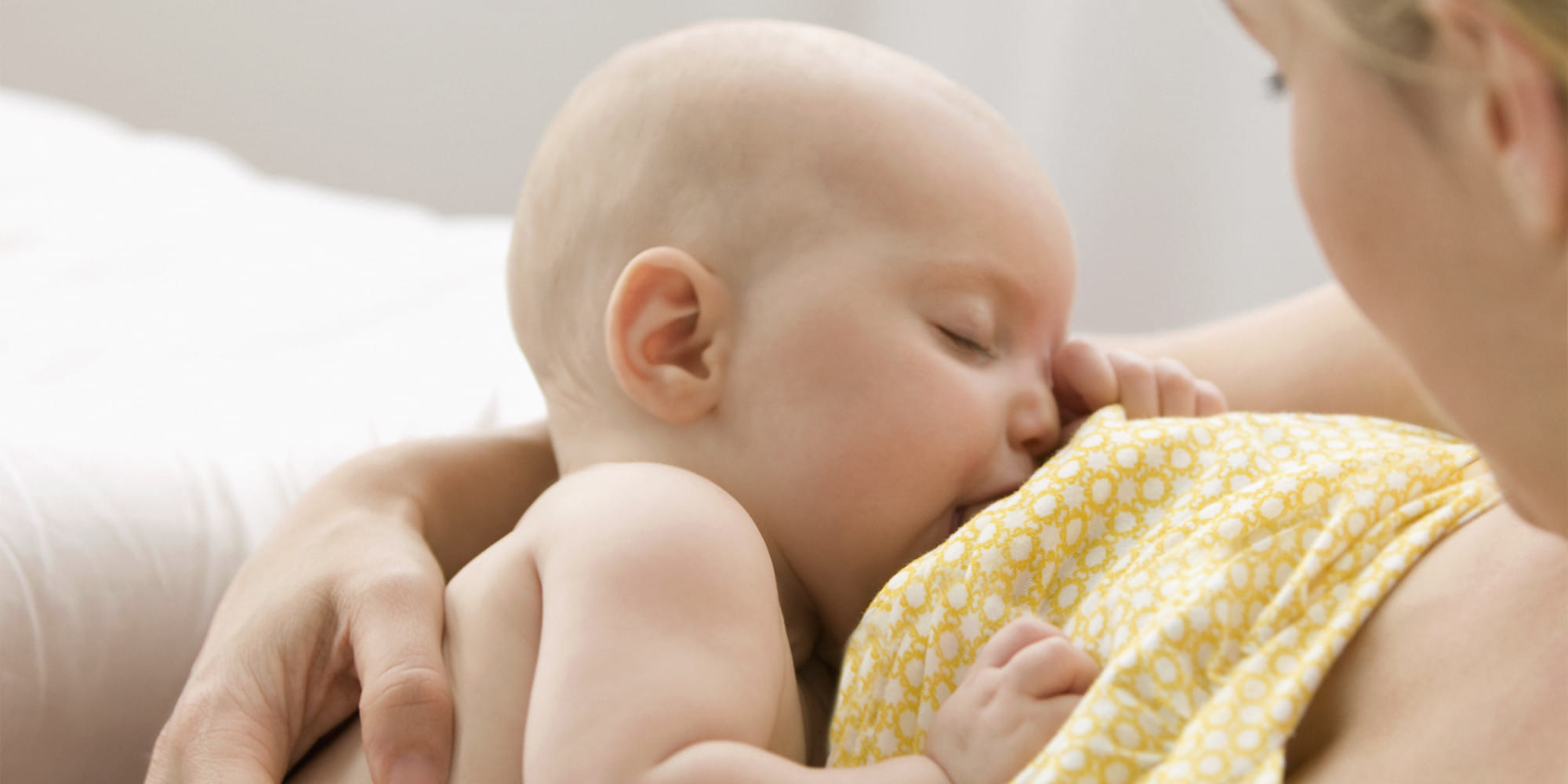 experts views on breast feeding to child benefits