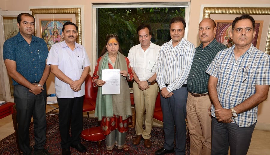 RAS officers will provide one day salary for flood victims