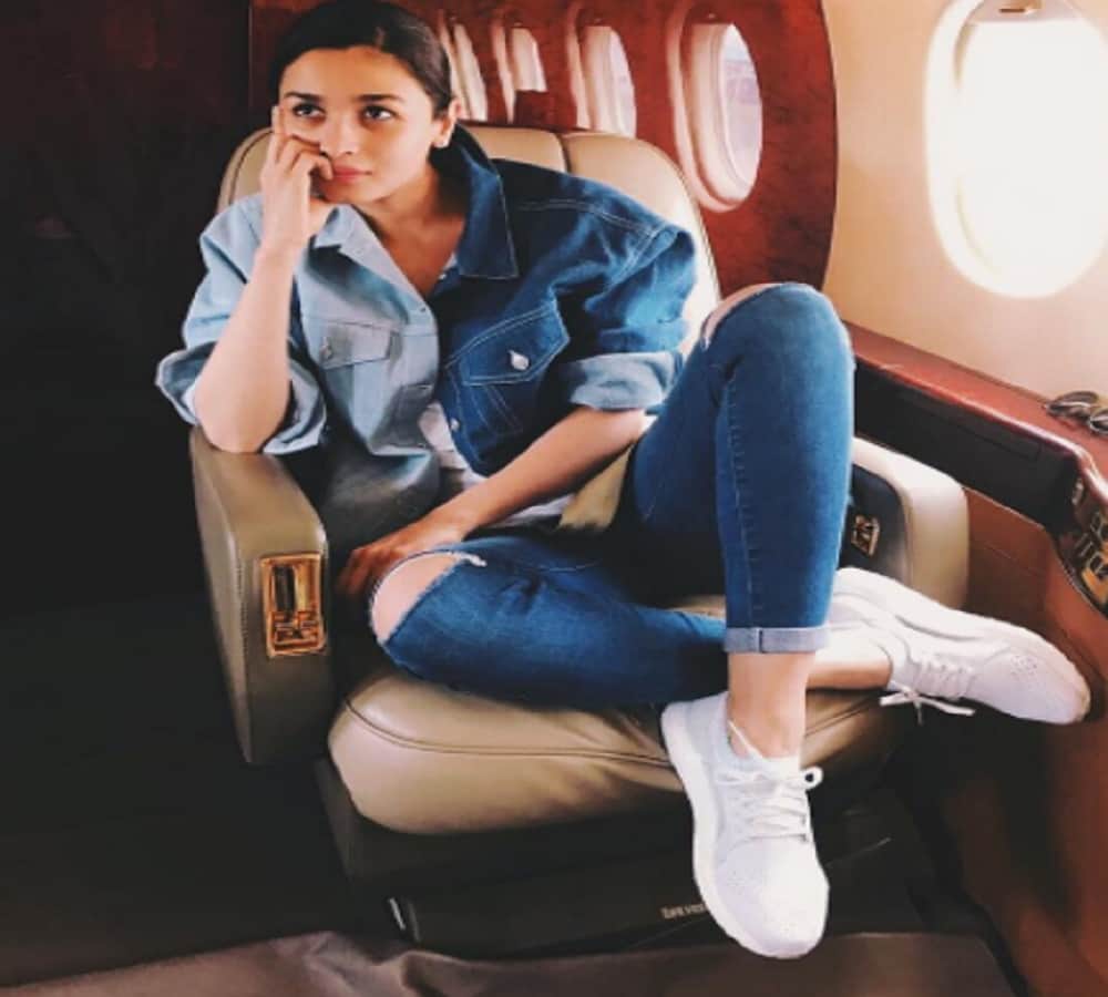 Have you seen Bollywood celebrities cool monsoon look 