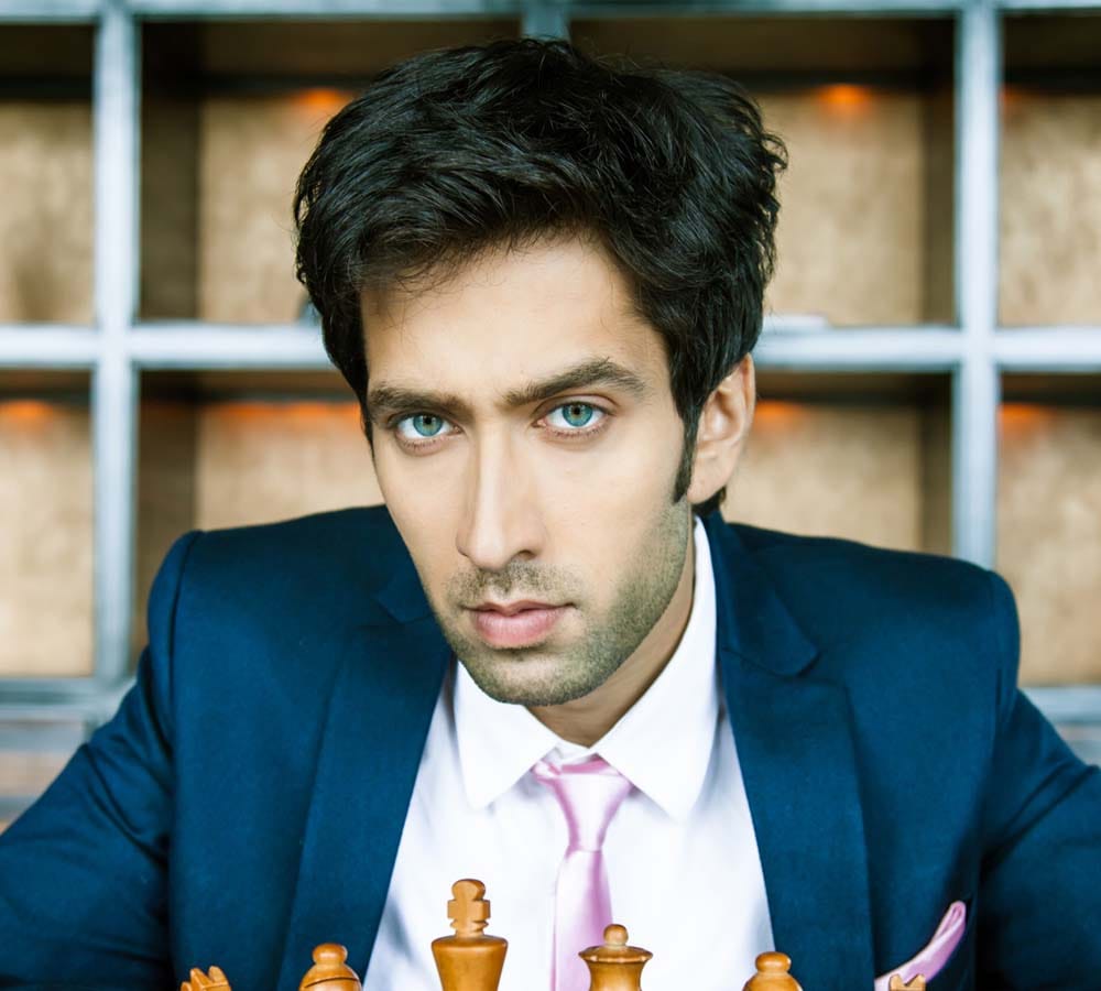 'Ishqbaaz' actor Nakuul Mehta aka Shivaay popularity and fees