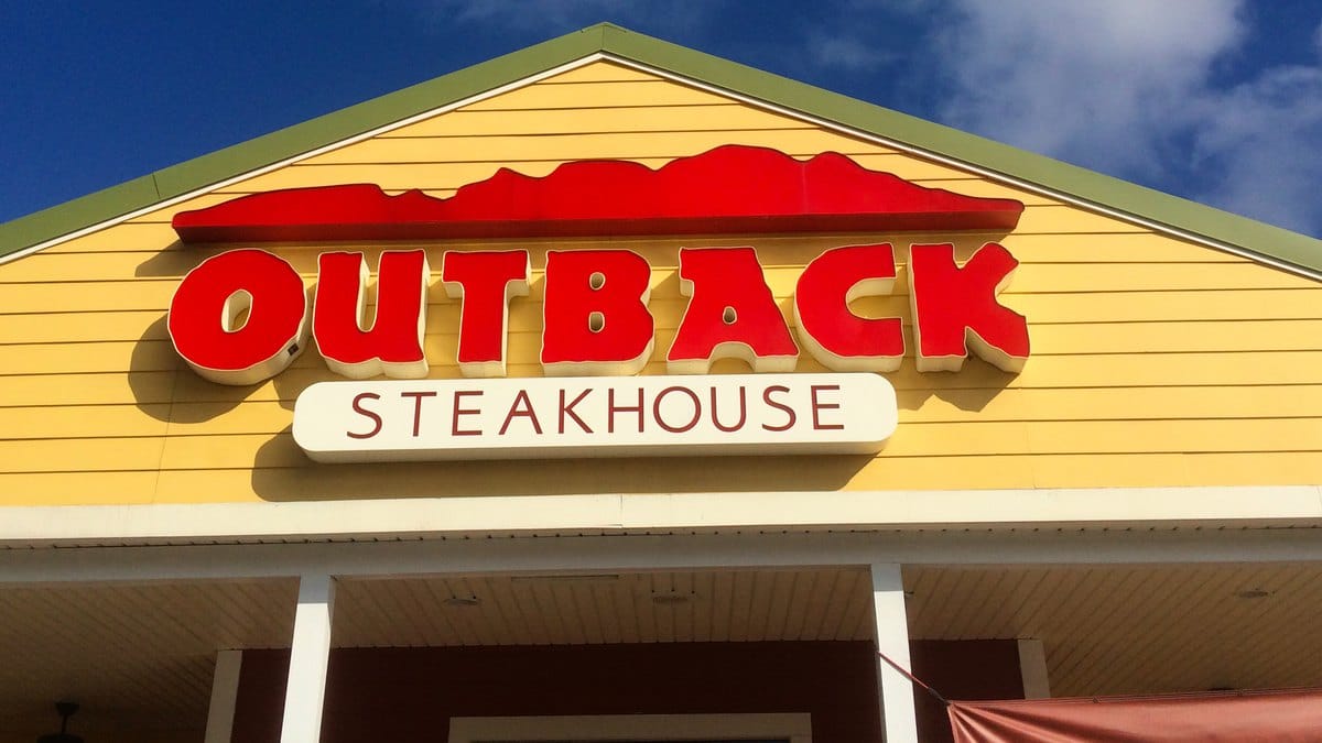 Outback Steakhouse outlets when linked on Google map makes Pentagram connected with Satanic cult