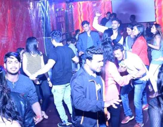 big tamasha party and night club in varansi