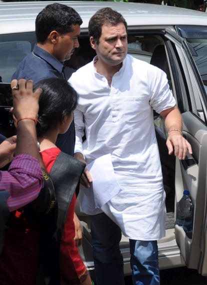 rahul gandhi reached lucknow