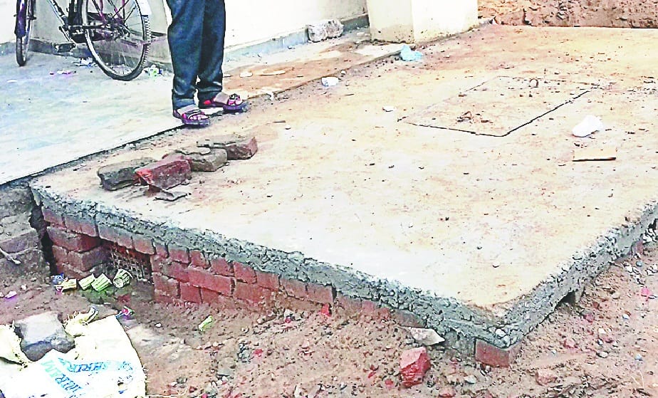 bhugarb me jaayega nale ka paani