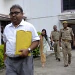 सीए द्विवेदी के घर पर ईडी की टीम ने मारा छापा