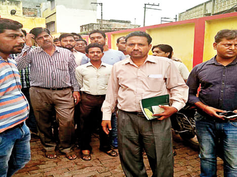 Electricity department ji and team crushed to death