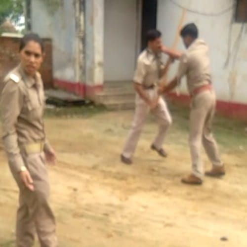 In the police station, beating two daroga, lots of kick-ups, see photos