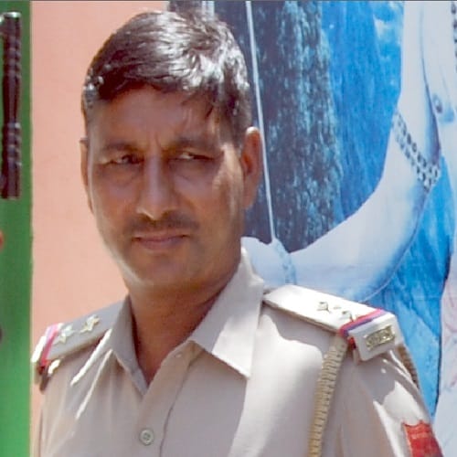 Brave officer of the Yogi police, over 100 Encounters... suffers from bad guys just by their name
