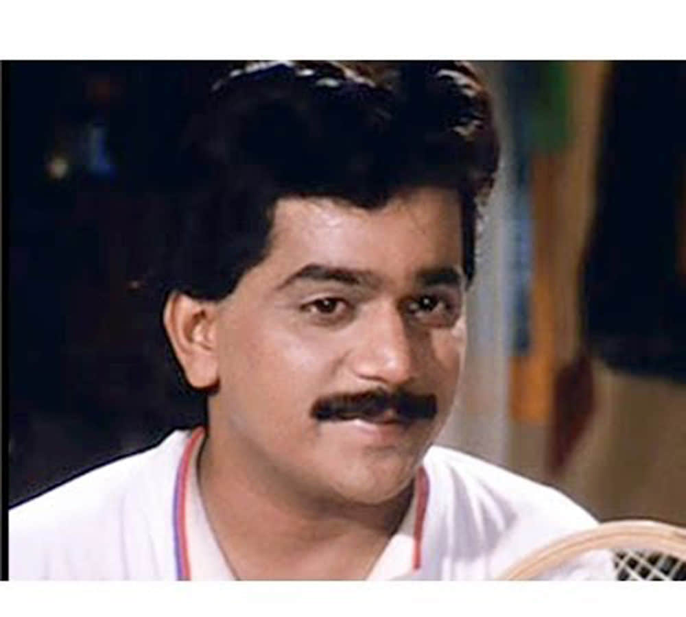 Laxmikant Berde Death Anniversary Know About His Acting Career and Personal Life
