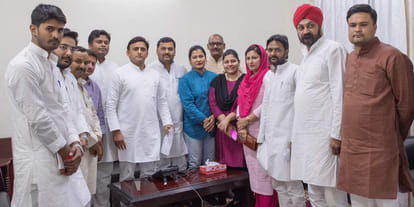 samajwadi party aggressive by membership campaign and social media