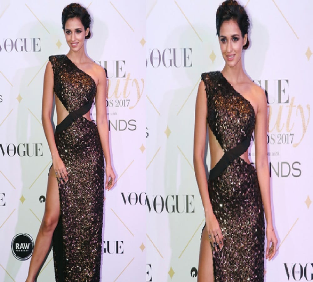 disha patani troll on her swimsuit photoshoot