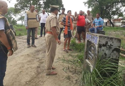 Azamgarh encounter between police and D Nine gang