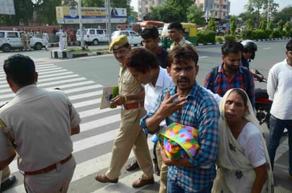 New born death in JK lawn hospital in jaipur