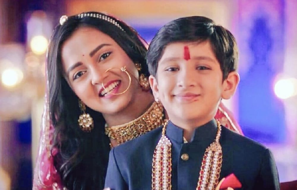 pehredaar piya ki fame ratna and diya preparing for their honeymoon