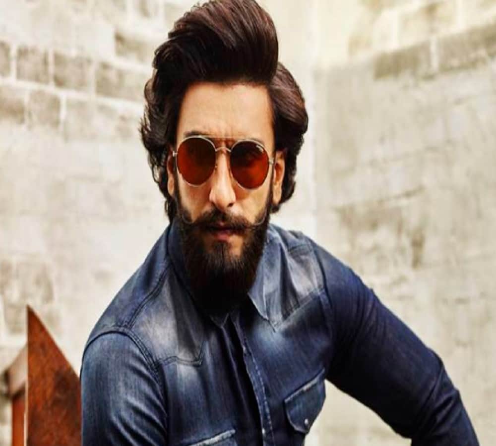 ex boyfriend ranveer singh and deepika padukone gift for anushka sharma and virat kohli