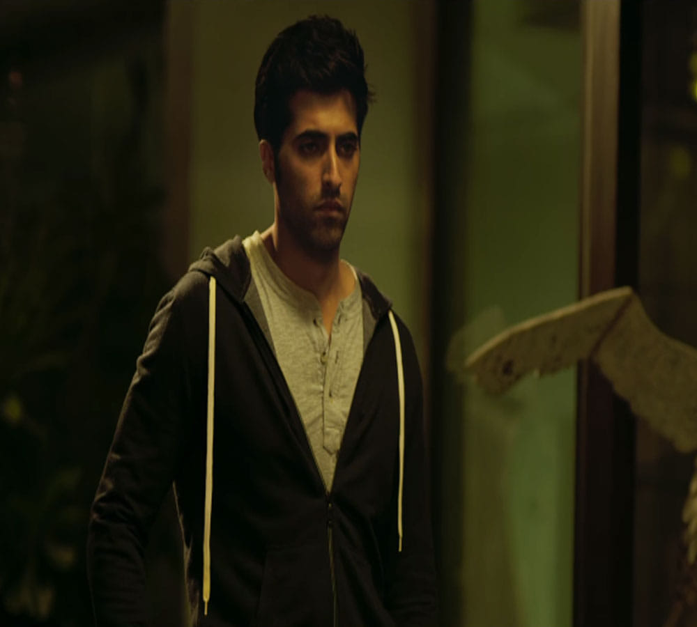 Gurgaon Movie Review Starring Ragini Khanna Pankaj Tripathi