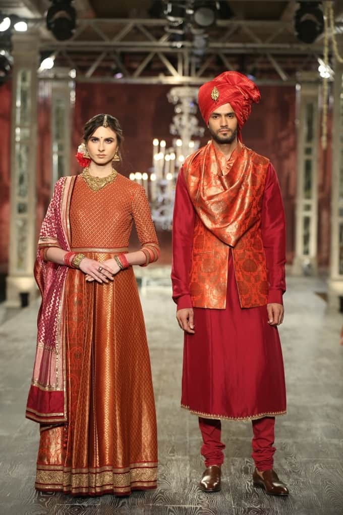 banarasi dresses rock in India Couture Week 2017