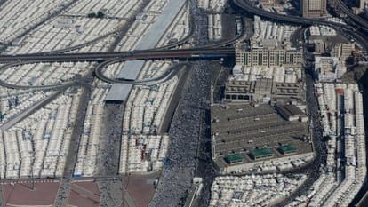 how much income from hajj trip in saudi arabia