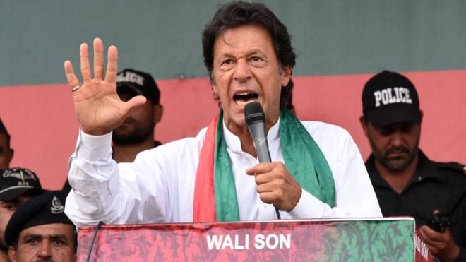 benefit for imran khan after nawaz sharif resign