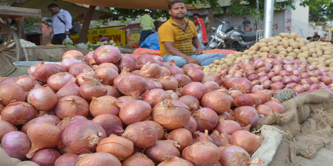Onion price high in market Tomato goes down 