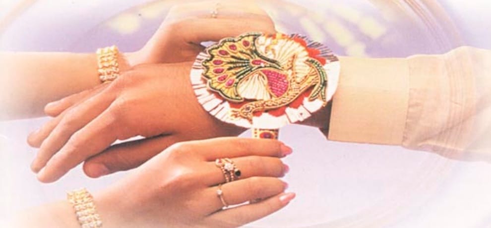 Lunar eclipse on Raksha Bandhan will effect on many states