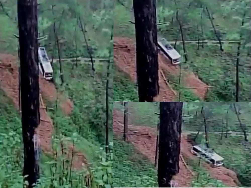 bus mishap in landslide in bageshwar