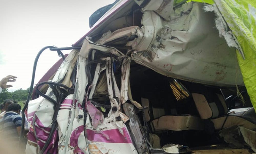  Andhra Pradesh: 5 dead, including four Spanish nationals in road accident