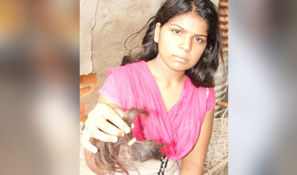 किशोरी की चोटी कटी, अस्पताल में भर्ती