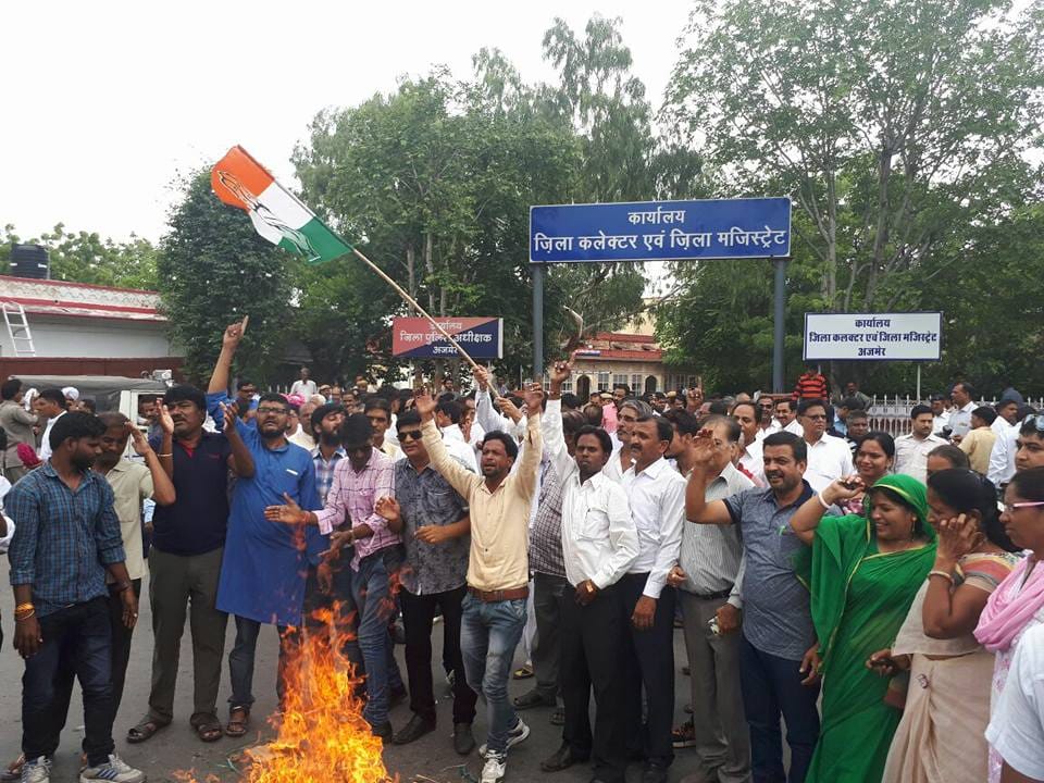 congress slams amit shah on stone pelting incidence in banaskantha gujarat