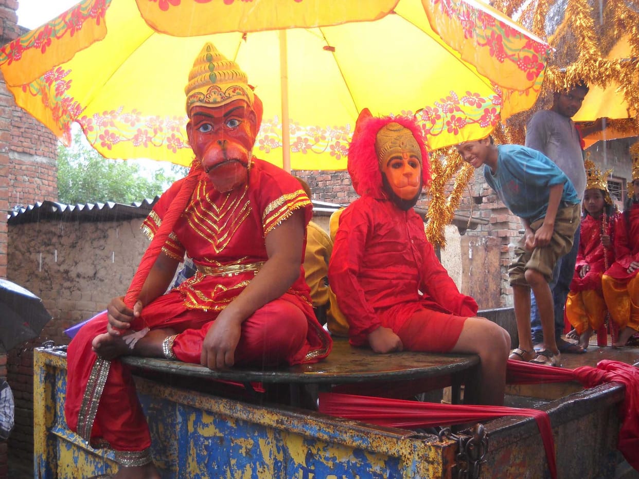 Mahaviriya flag procession with mantras