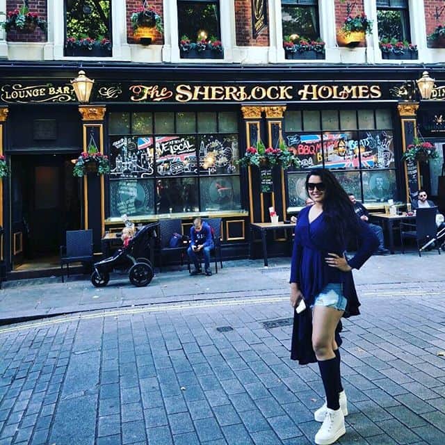 Nirhua pulled the rickshaw in London, fun with Pavan Singh, see photos