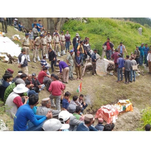 Himachal Indian army Sepoy Tanzin Chultim cremation in Lahaul
