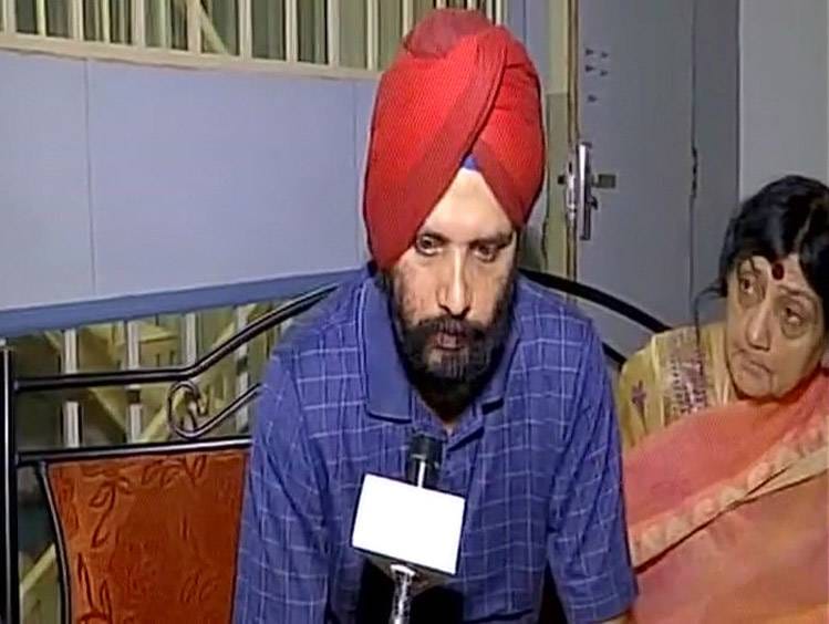 Retired Sikh Army officer assaulted by neighbours policemen called them Pakistanis