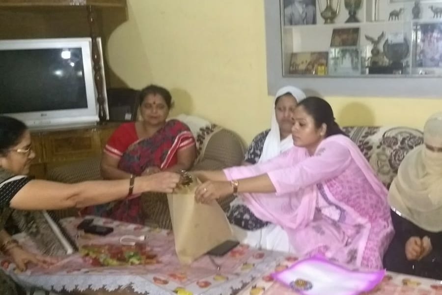  muslim women send rakhis to Yogi and Modi for their efforts on triple talaq issue.