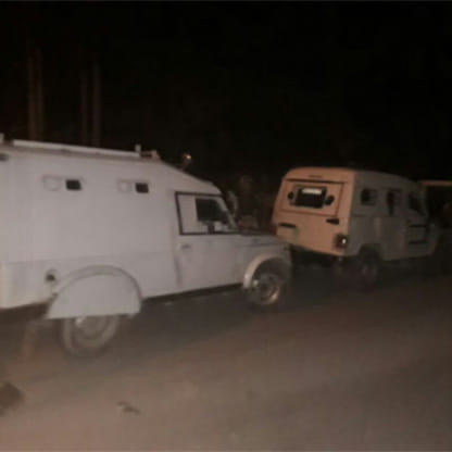 2 bike-borne terrorists attacked CRPF & J&K Police near Nowgam