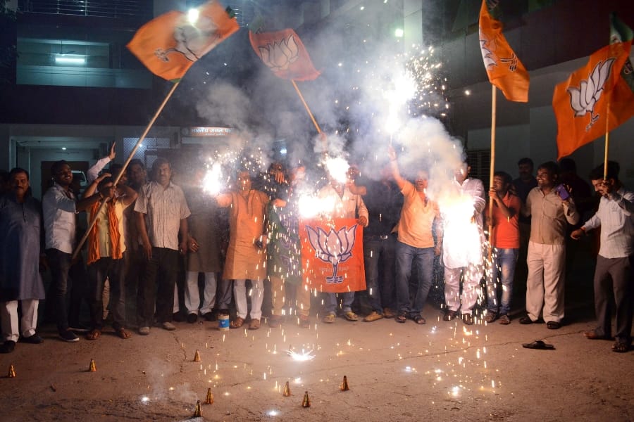 BJP supporters celebrate victory of vaikaiya naidu.
