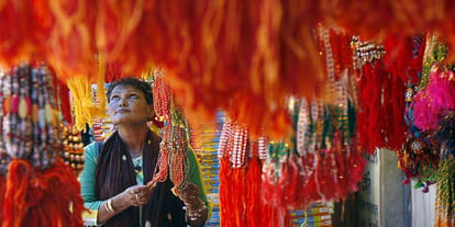 modi rakhi special in market on rakshabandhan 2017