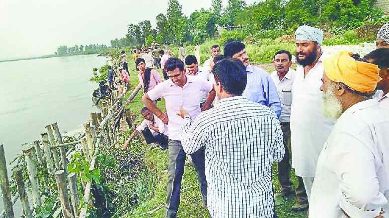 Three lakhs to save the Kalari village