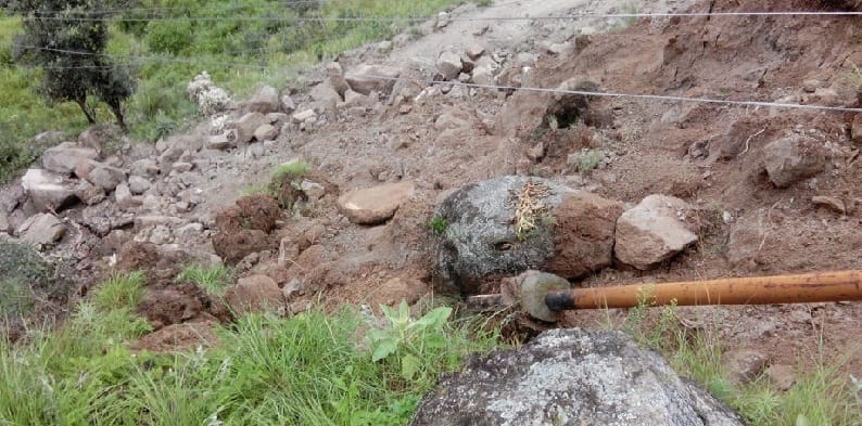  Electric bulb in dozens of villages by falling two big pole