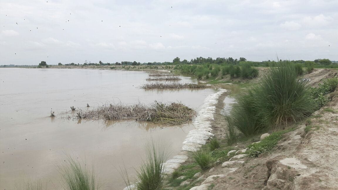 Millions of expenditure, still flowing in water, the dreams of the farmers