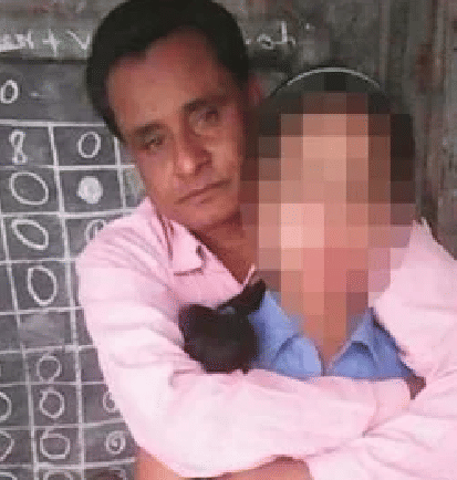 intimate photos with students on facebook, Teacher arrested