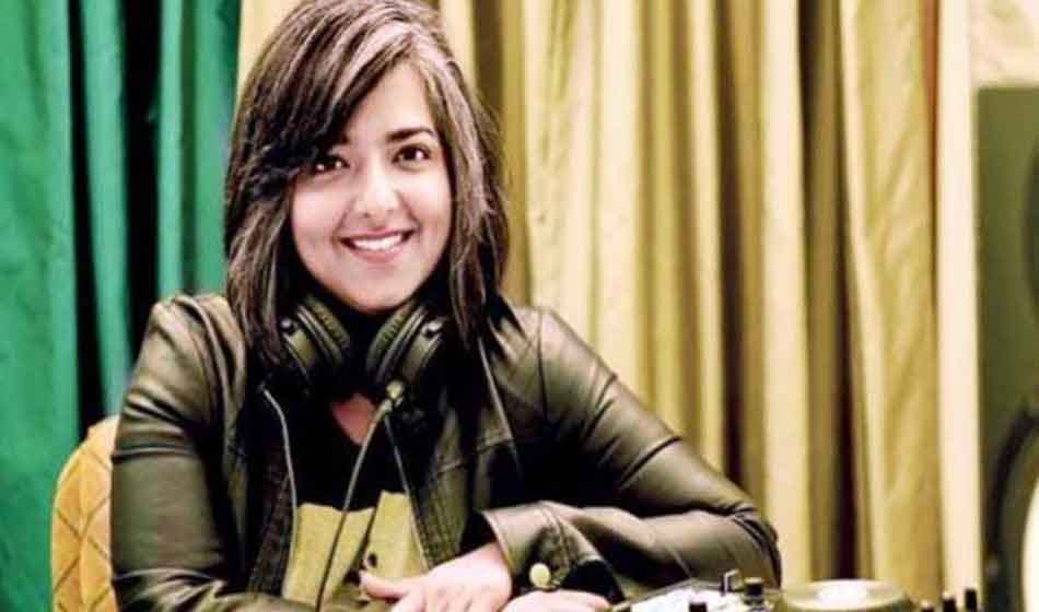 aam aadmi party asking answers of five question in stalking case in chandigarh
