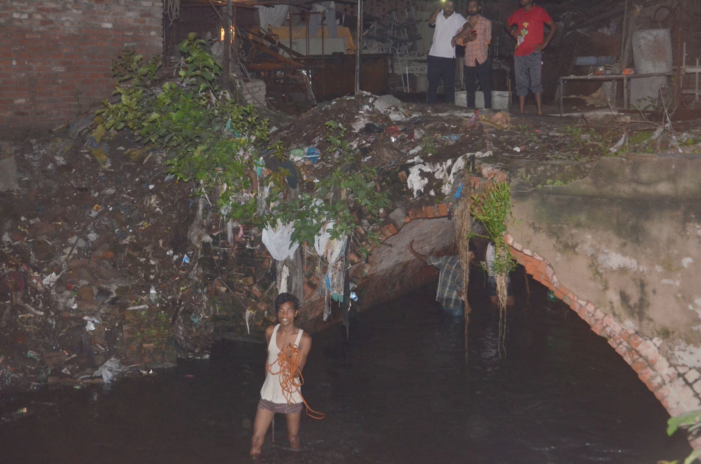 A child falls down in a big drain in Lucknow.
