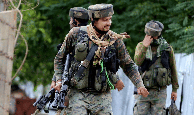 Encounter between security forces & militant, one terrorist killed