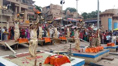  पिछले वर्ष श्रावण पूर्णिमा सात अगस्त को भी दिन में 12 बजे की गई थी