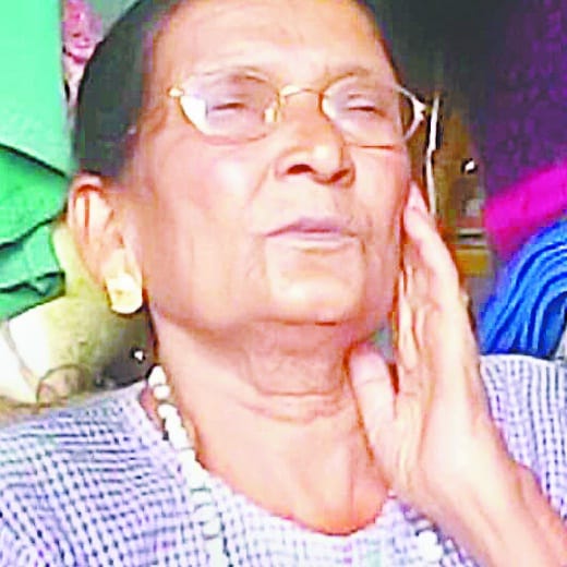 Folk singer Kabooti sought land to build a house