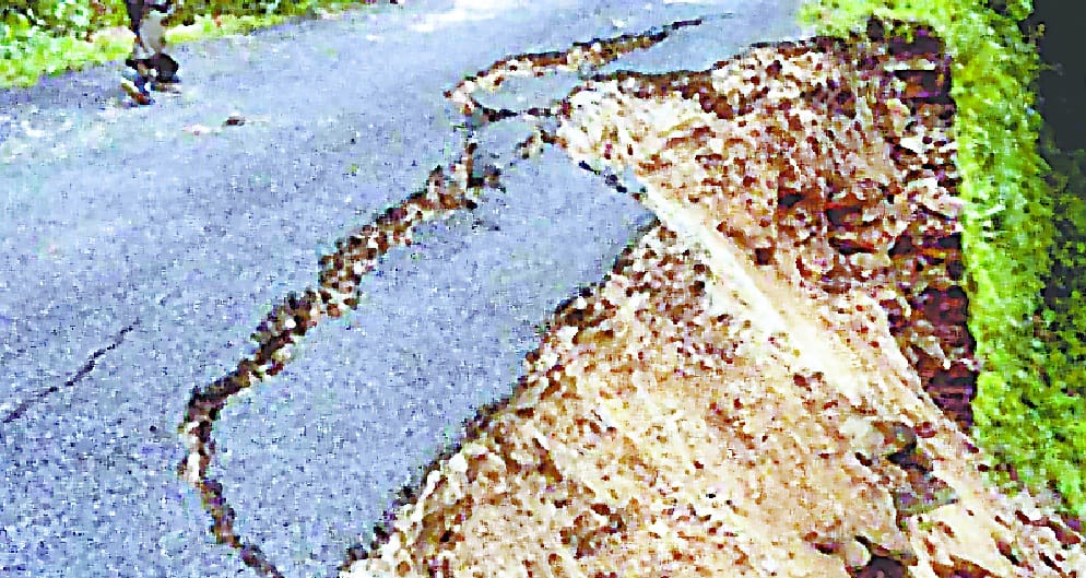 Danger in vehicle operation due to road breakdown